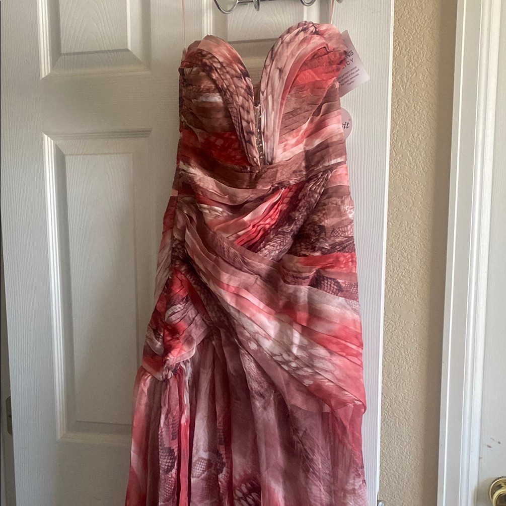 Elegant Strapless Pink Dress
